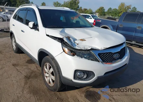 2013 Kia Sorento Lx z USA, uszkodzony, nr VIN 5XYKT3A64DG394378